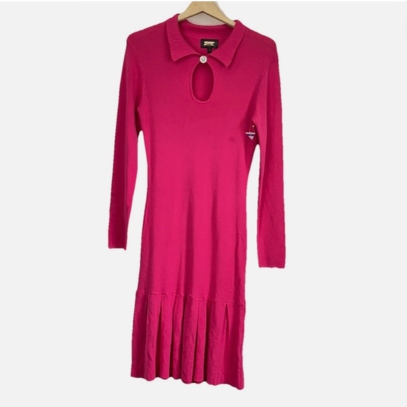 Alexia Admor Dresses & Skirts - Alexia Admor Keyhole Long Sleeve Knit Midi Dress Size: M